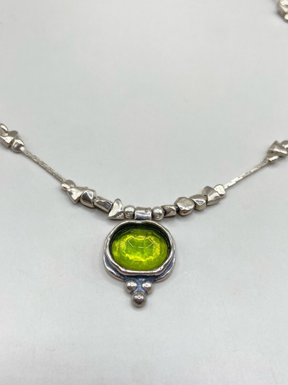 Silpada Artisan Green Glass Necklace - Picture 2 of 6